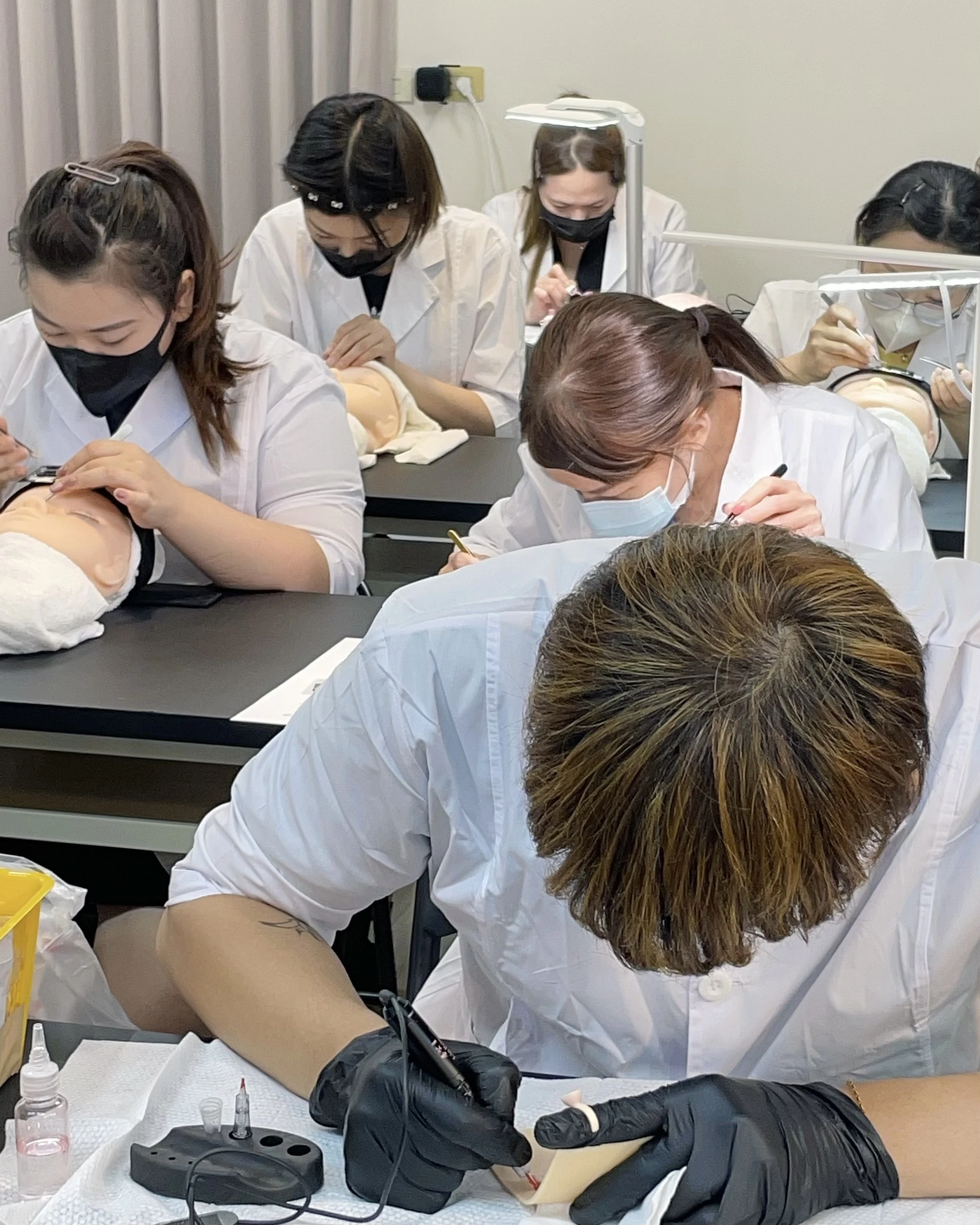 台南紋繡課程檢定推薦│綝綝紋繡學院│紋繡考證輔導│TITA美
